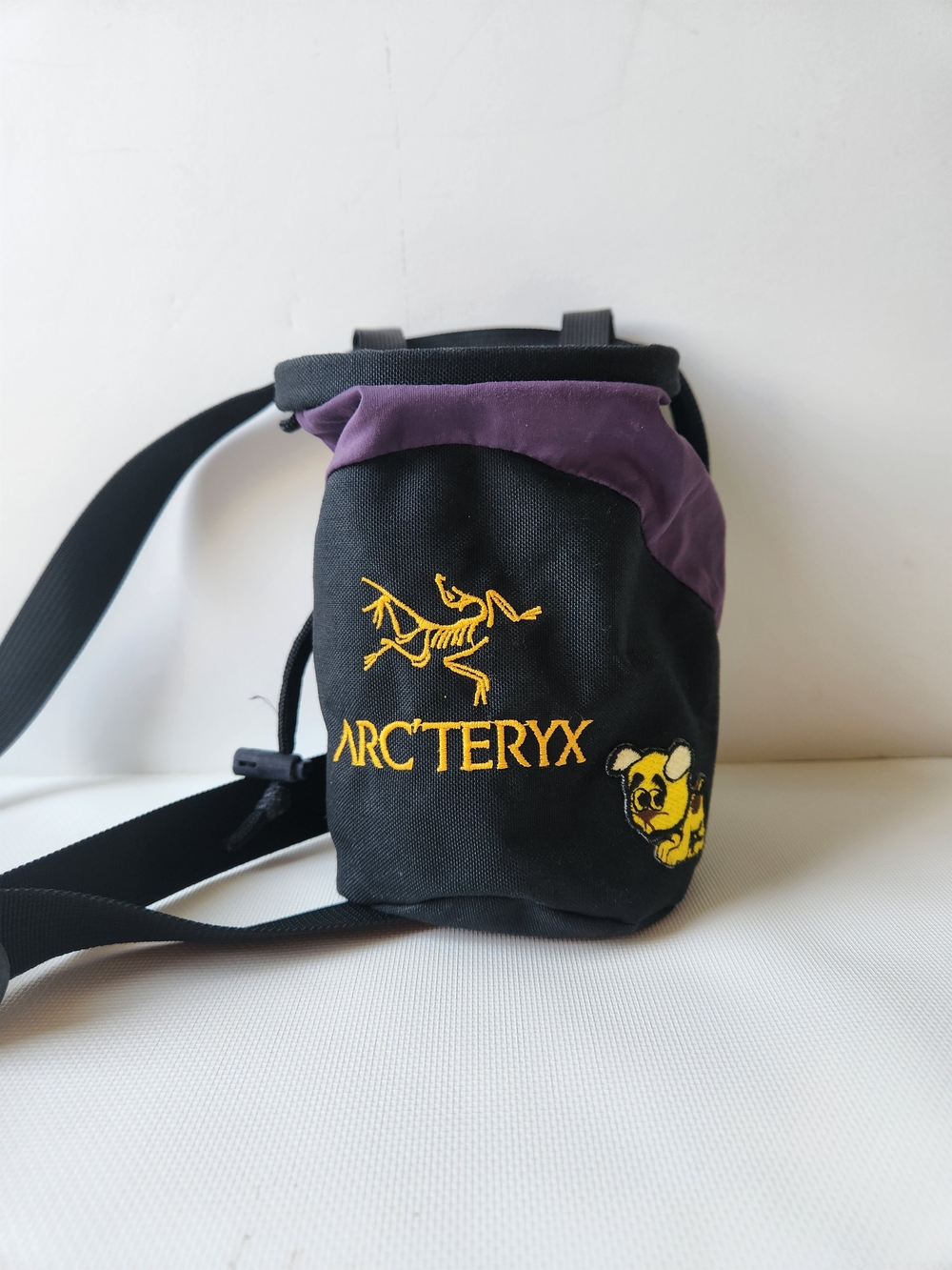 Arc'teryx Black & Purple Chalk Rock Climbing Bag Waist Pouch Canada Outdoor